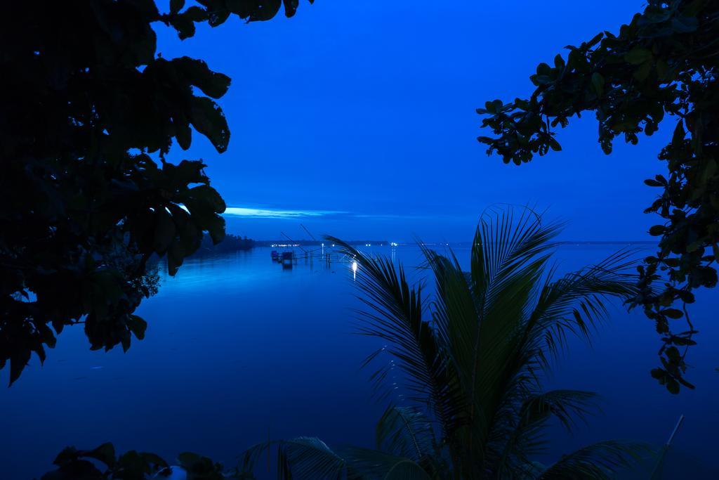 Orchid Lake View Homestay Alappuzha Exterior photo